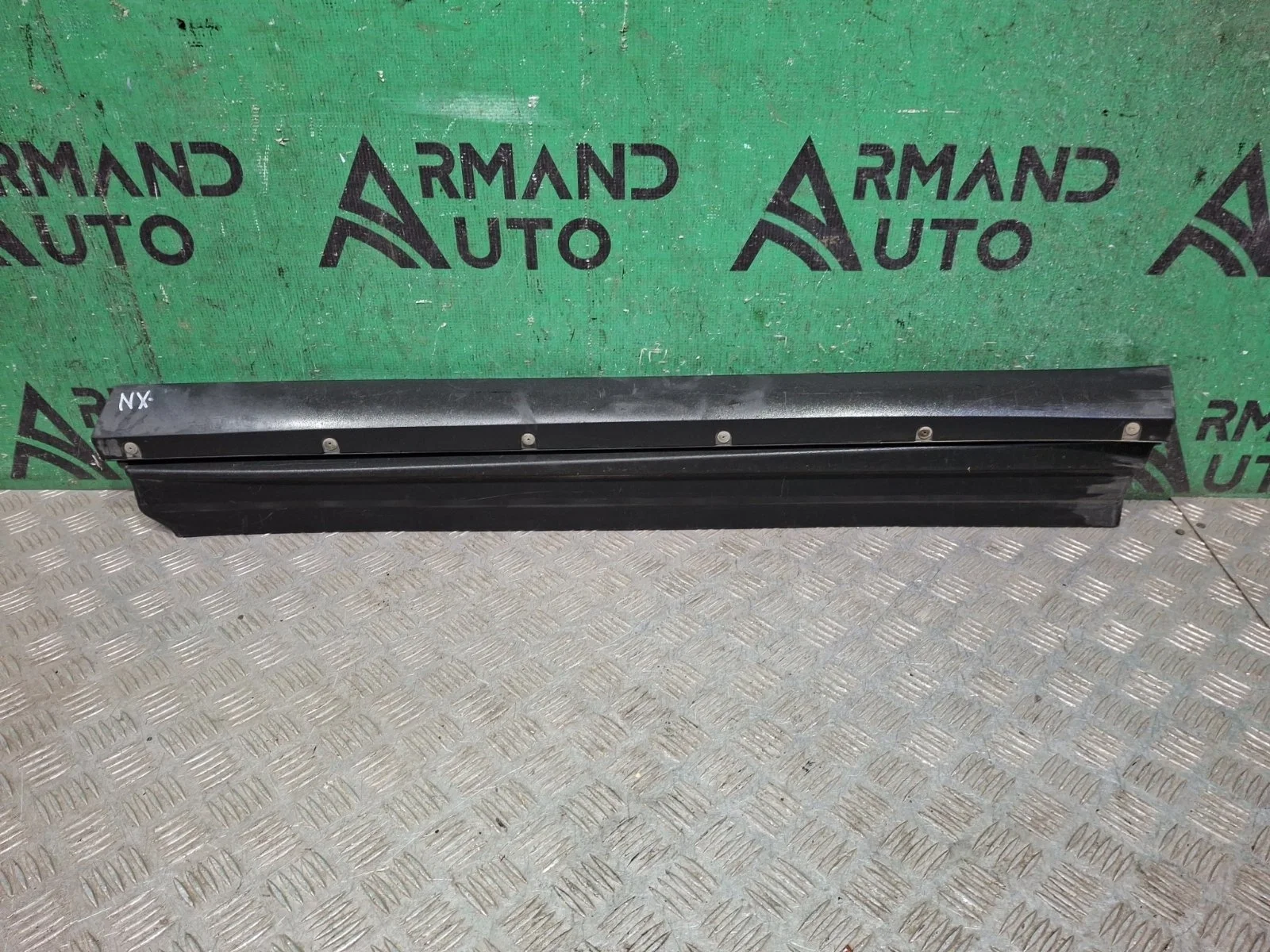 Молдинг двери Lexus NX 2014-2021