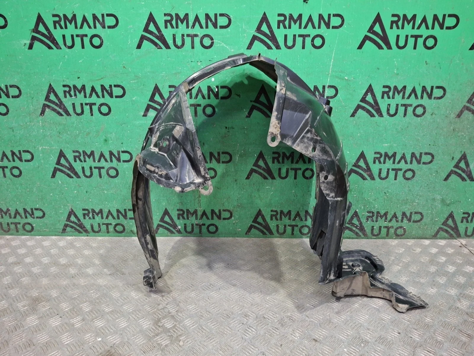 Подкрылок Nissan X-Trail 2013-2019 T32