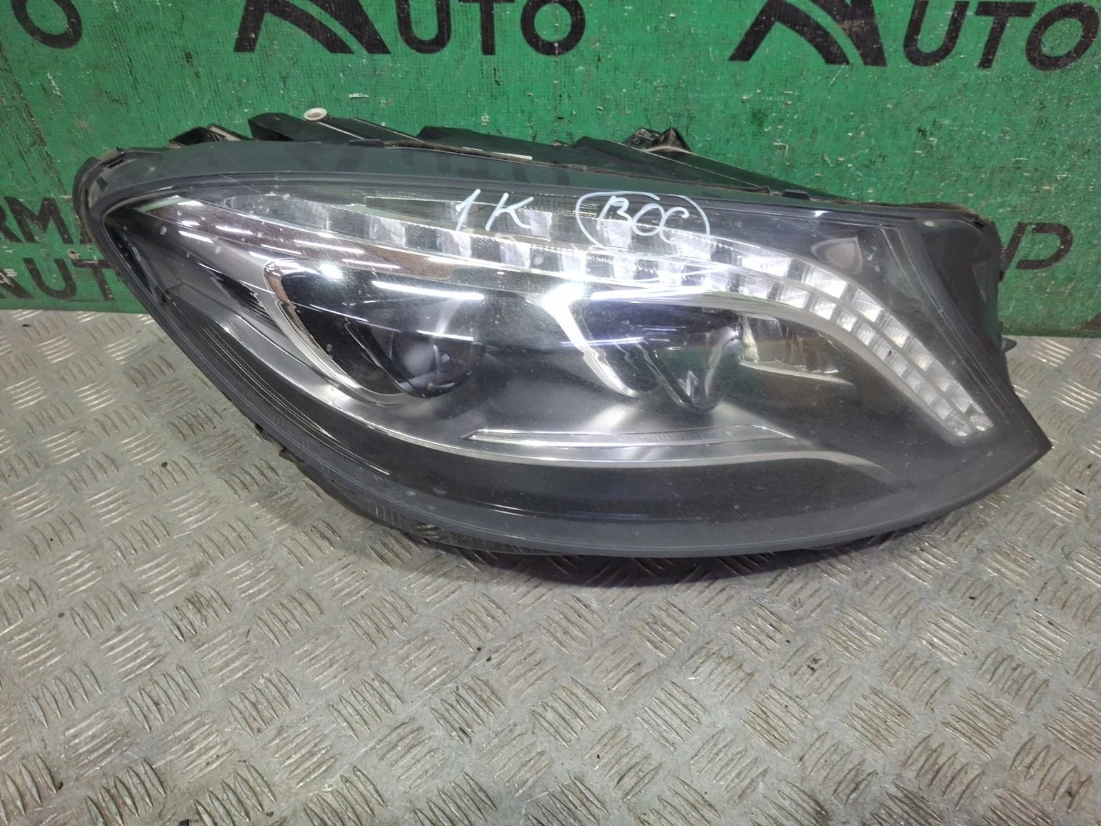 Фара Mercedes -Class 2013-2017 W222