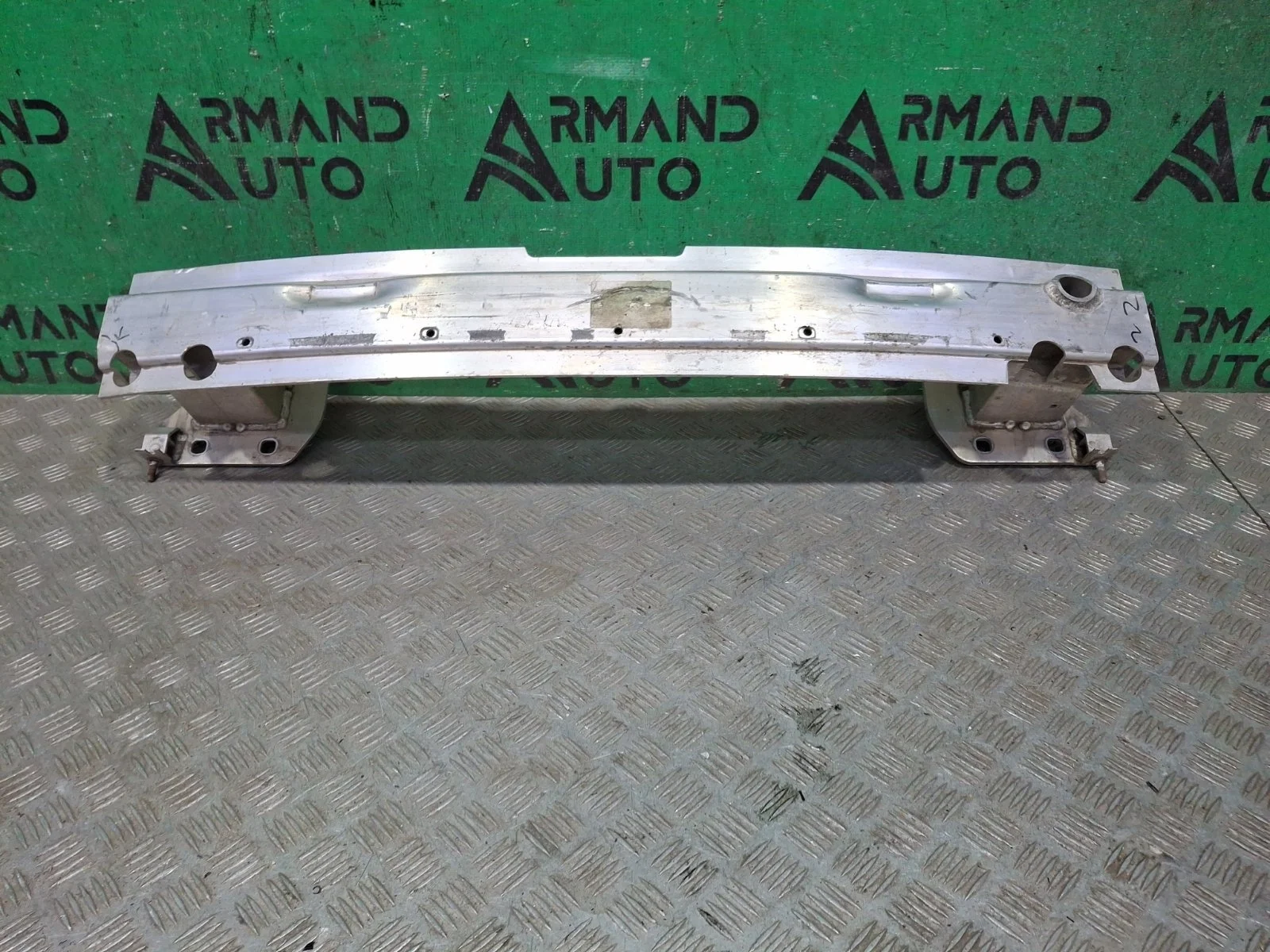 Усилитель бампера BMW X5 2018-нв G05