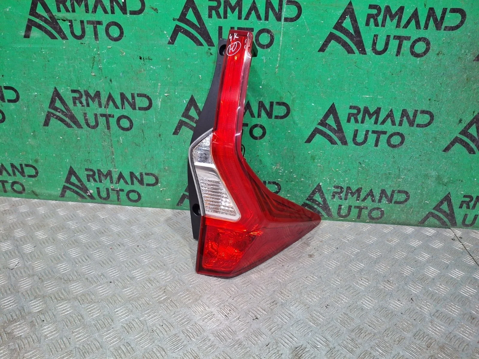 Фонарь Mitsubishi Pajero Sport 2015-2021 3