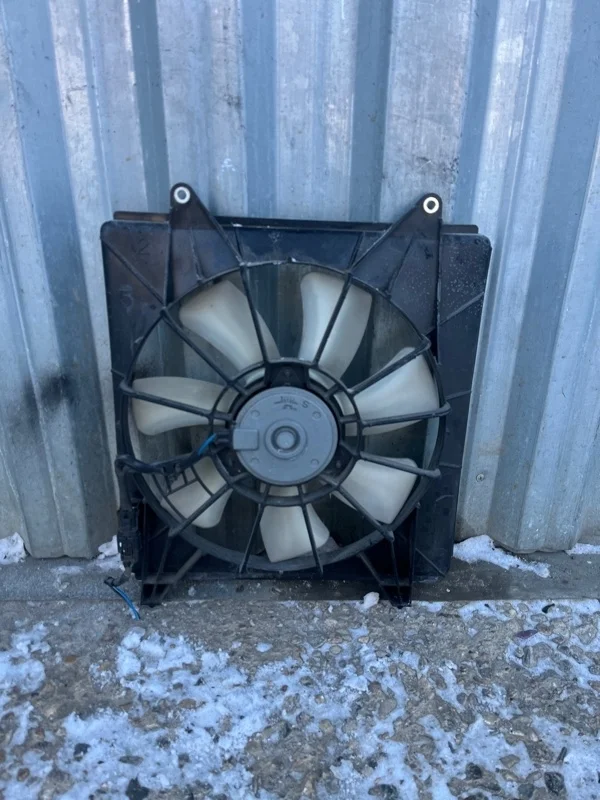 Диффузор вентилятора кондиционера Honda Accord 8 2008-2012 38615R40A01