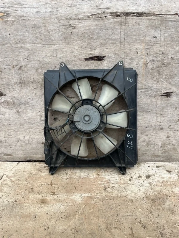 Диффузор вентилятора кондиционера Honda Accord 8 2008-2012 38615R40A01