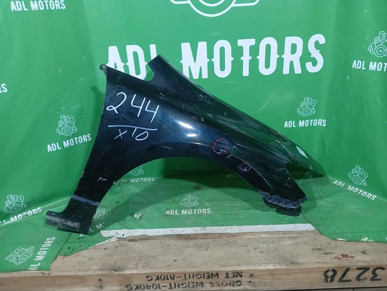 Крыло Honda Civic 8 2006-2011 60211SNBJ00ZZ 4D, переднее правое