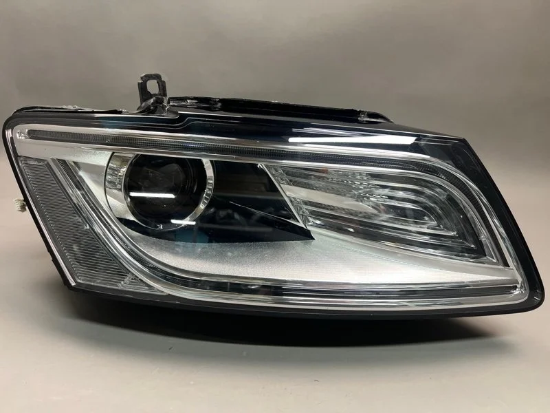 Фара Audi Q5 2012-2017 8R0941006C 8R, передняя правая