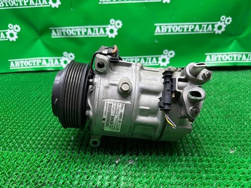 Компрессор кондиционера Jaguar XE 2014-2019 C2D45382 X760 204PT