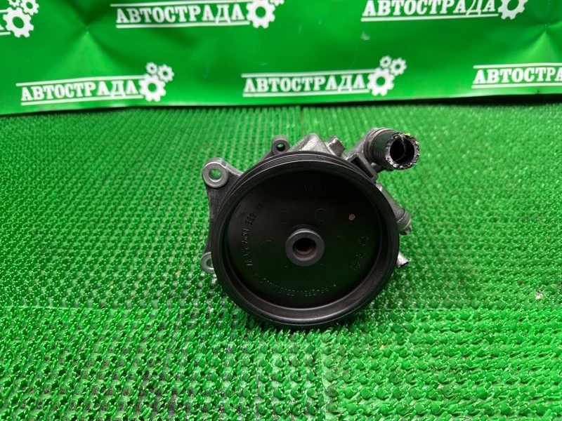 Насос ГУР Mercedes A0064664301