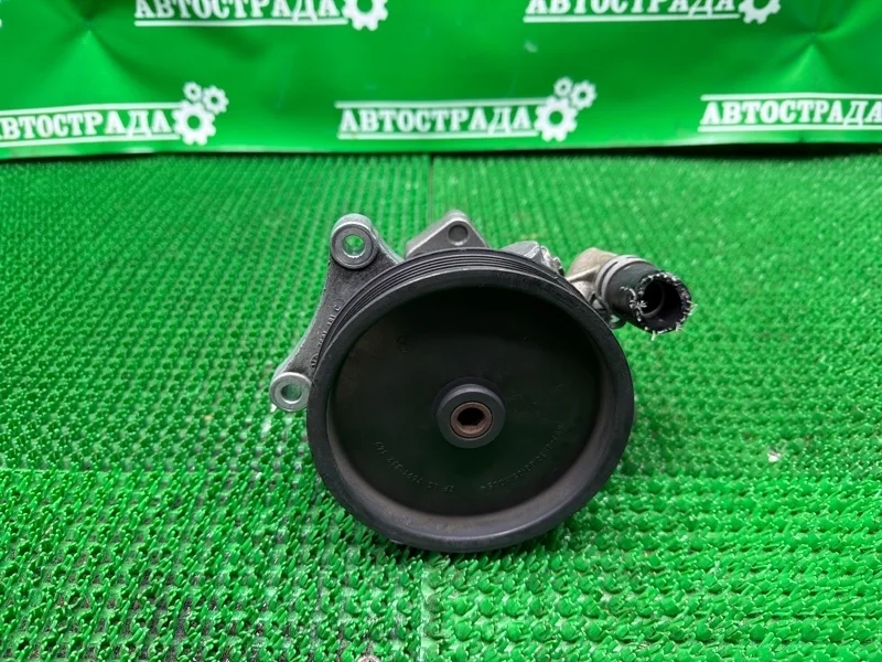 Насос ГУР Mercedes A0064666801