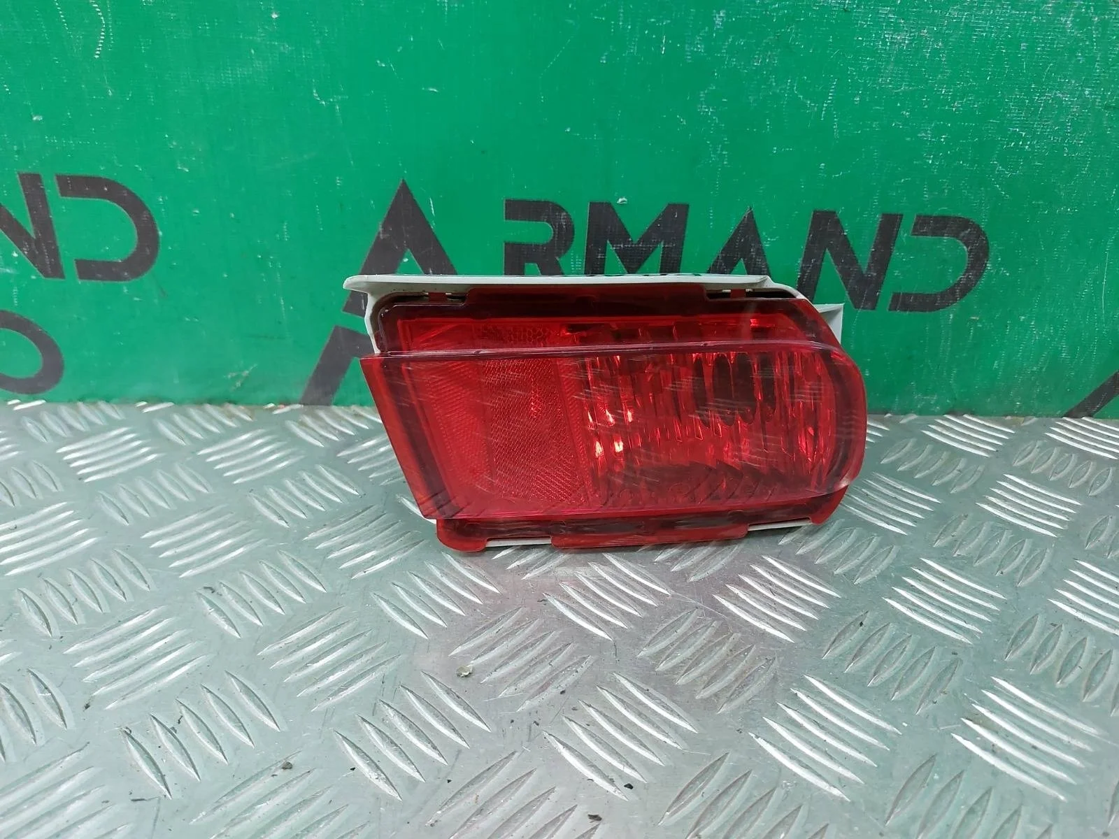 Фонарь противотуманный Toyota Land Cruiser Prado 2009-нв 150