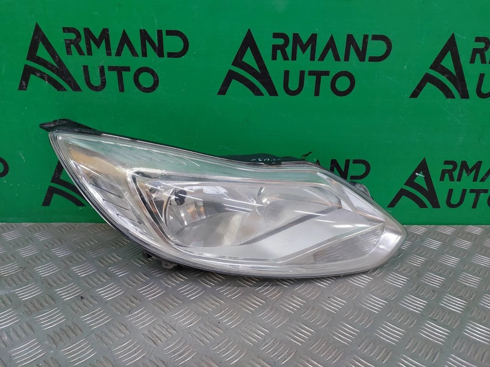 Фара Ford Focus 2011-2015 3