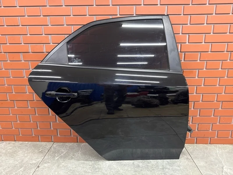 Дверь Kia Cerato 2010 770041M011 TD 1.6 G4FC, задняя правая