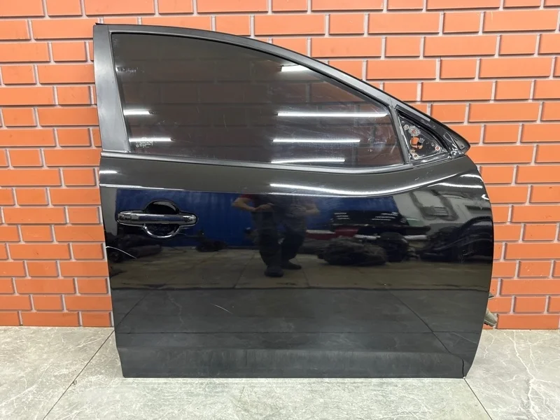 Дверь Kia Cerato 2010 760041M010 TD 1.6 G4FC, передняя правая