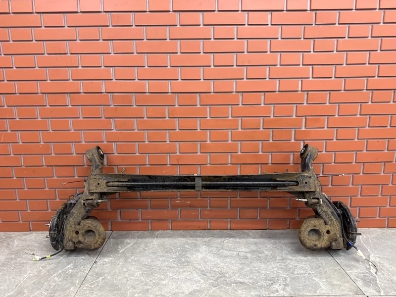 Балка подвески Kia Cerato 2010 551001M100 TD 1.6 G4FC