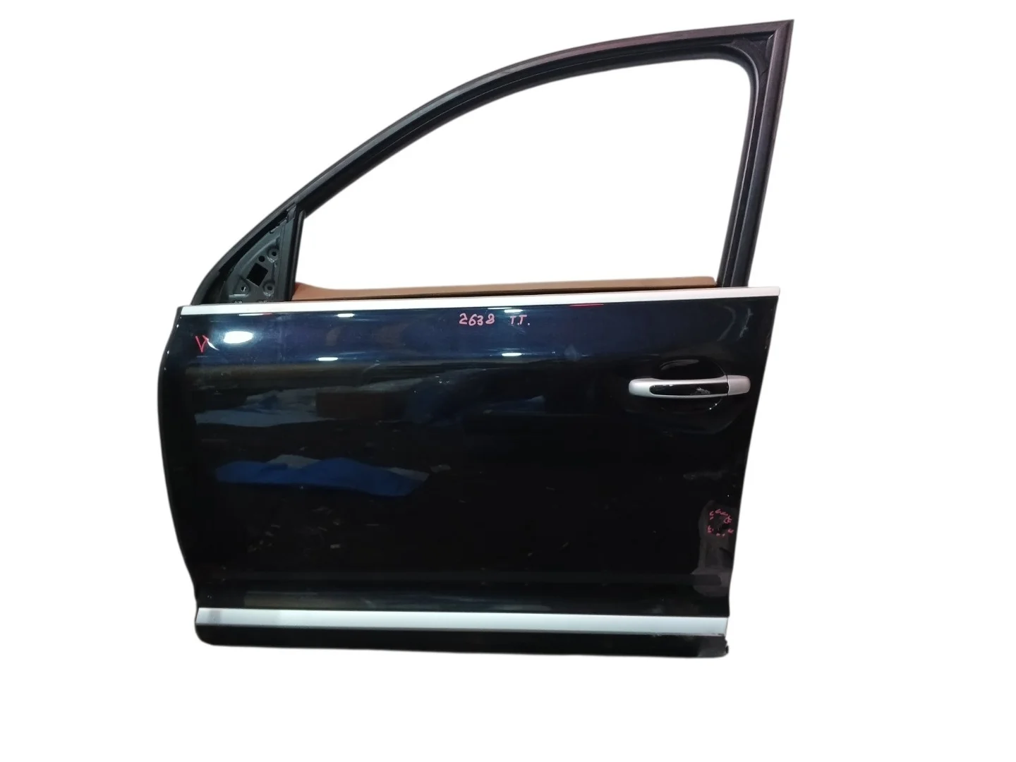 Дверь Porsche Cayenne 2008 957