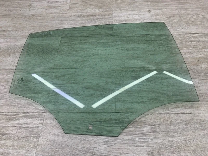 Стекло двери VOLKSWAGEN PASSAT B6 2007 3C5845026 СЕДАН BXE BXE090196, заднее правое