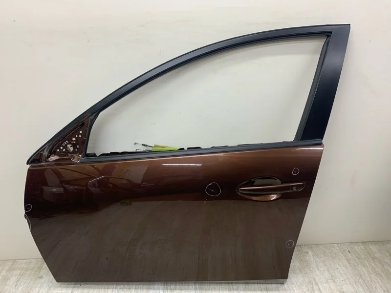Дверь MAZDA 3 2011 BBY95902XF ХЭТЧБЕК Y65, передняя левая