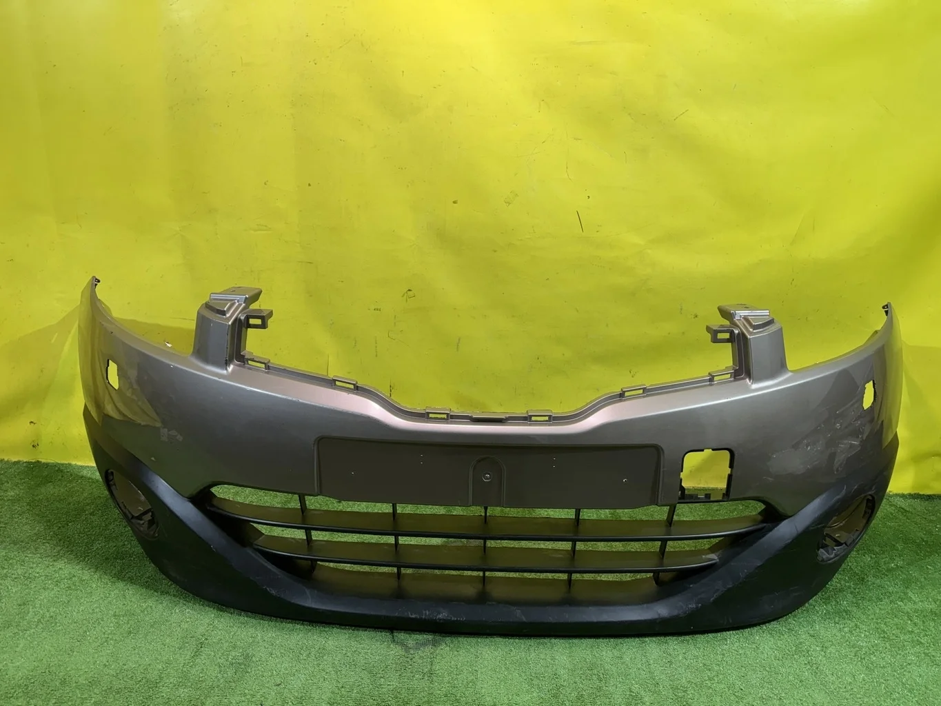 Бампер передний  Nissan Qashqai (J10) 2010 62022BR10H 43051
