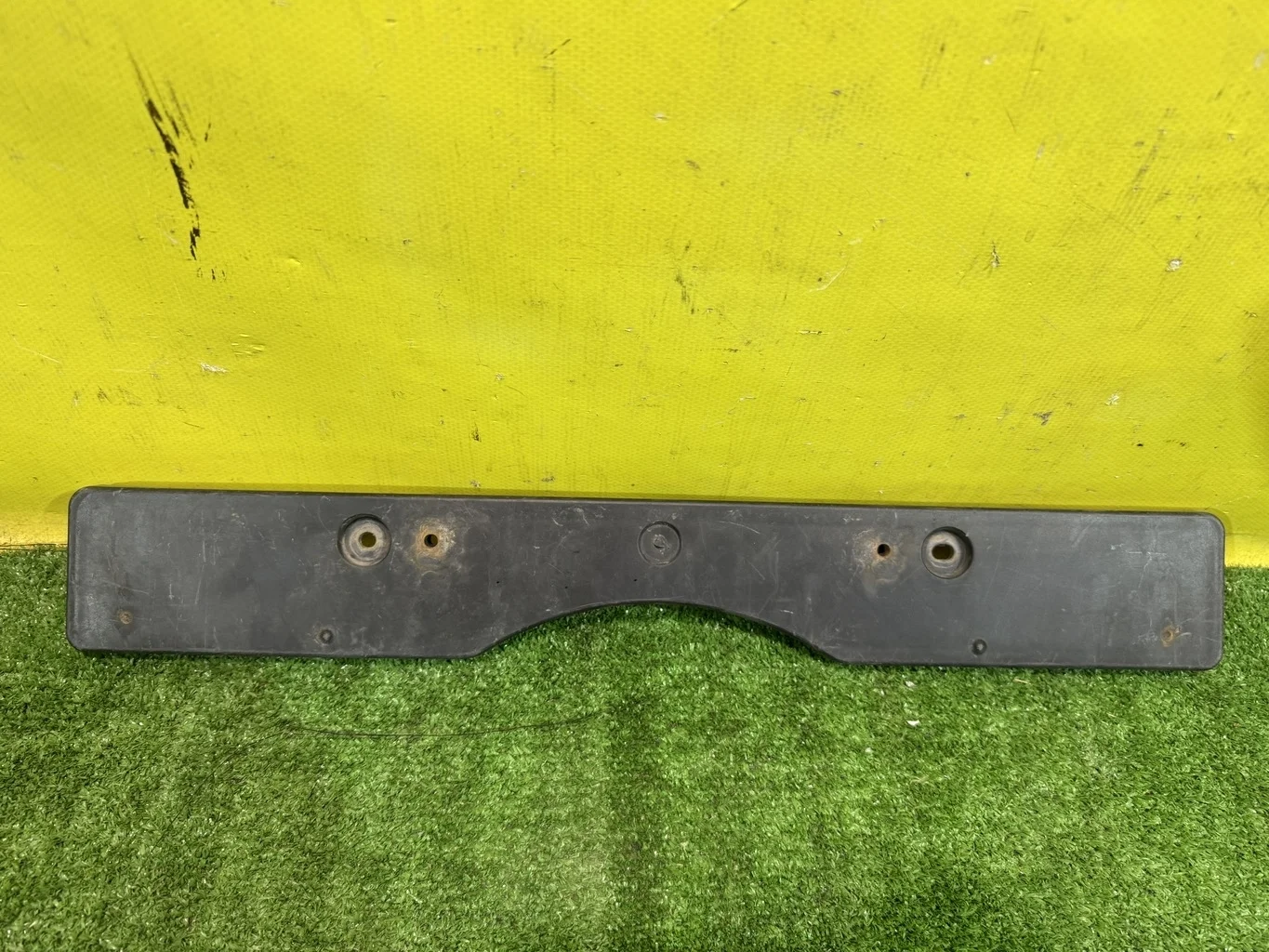 Рамка под номер  Toyota Camry V55 2014 5211433370 43151