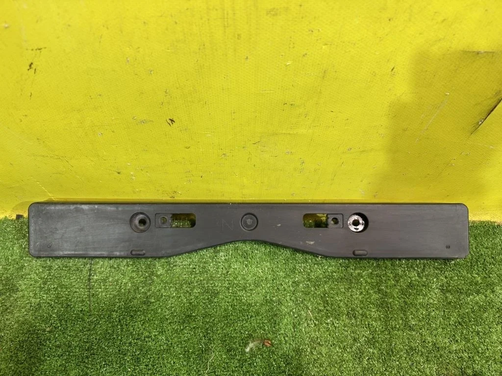 Рамка под номер  Lexus RX 2012 5211448290 43162