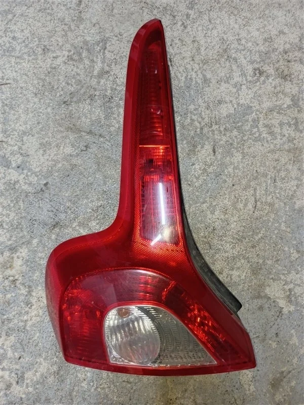 Фонарь Volvo C30 31213917, задний левый