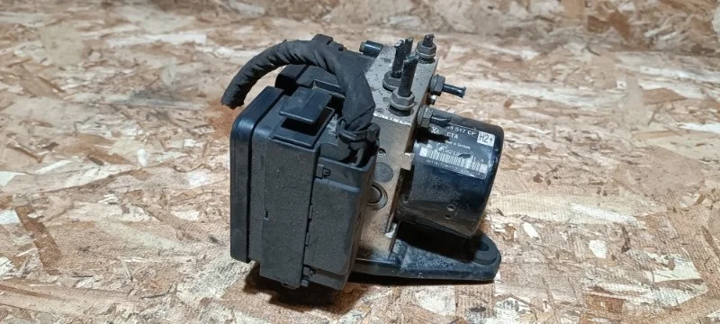 Блок abs Volkswagen Golf 2010 5K1