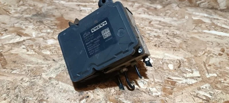 Блок abs Volvo V70 2012 BW