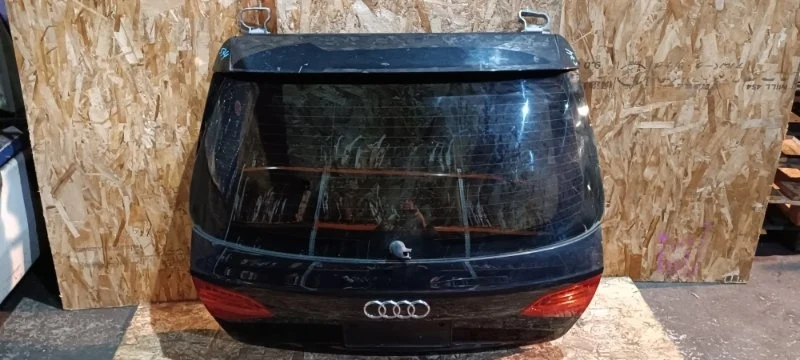 Крышка багажника Audi A4 2010 8K5