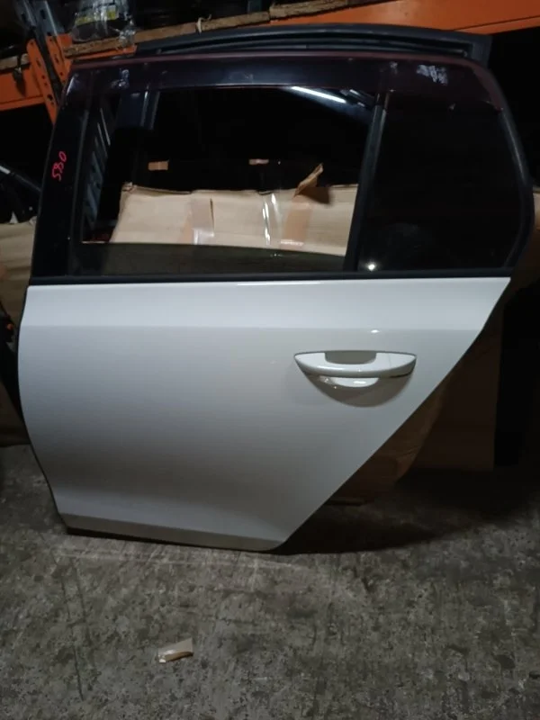 Дверь Volkswagen Golf 2010 6