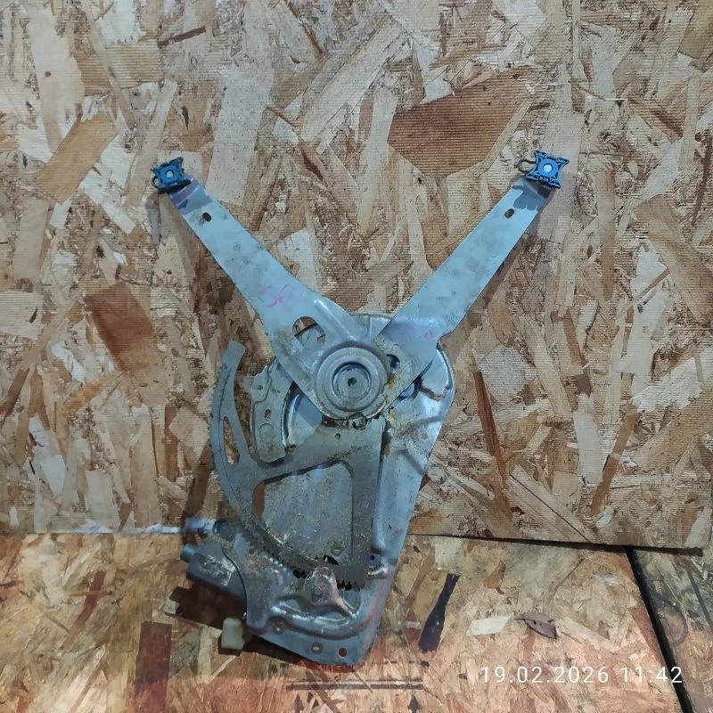 Стеклоподъемник Volvo XC70 2001 SZ