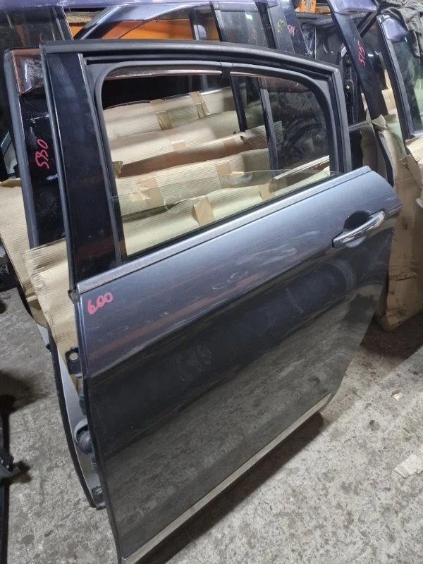 Дверь Citroen C5 2010 СЕДАН