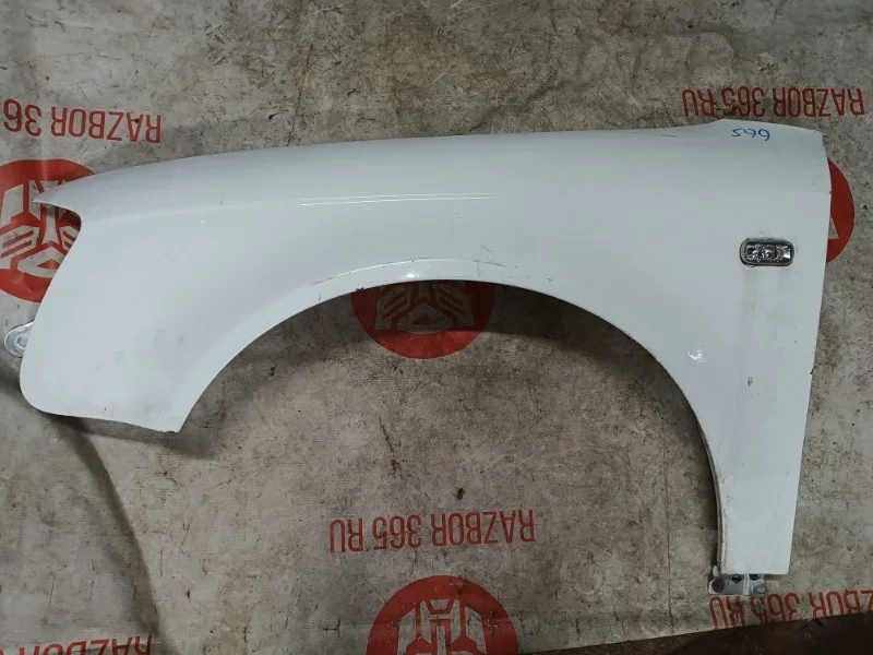 Крыло Audi A4 2006 8EC