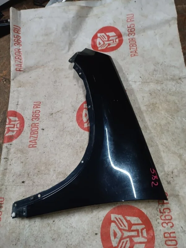 Крыло Volkswagen Tiguan 2010 5N1