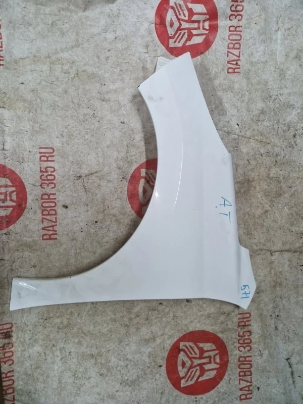 Крыло Peugeot 207 2010 хечбек