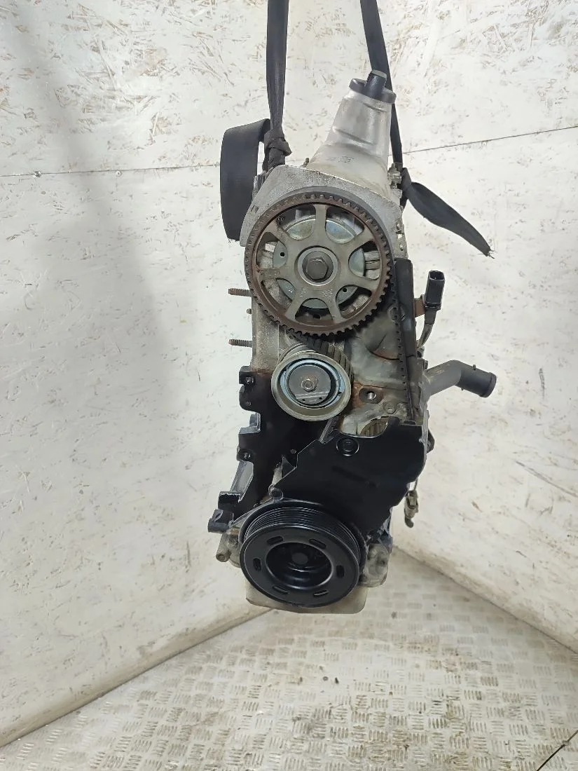 Двигатель AXA Volkswagen Caravelle T5 2.0 Бензин