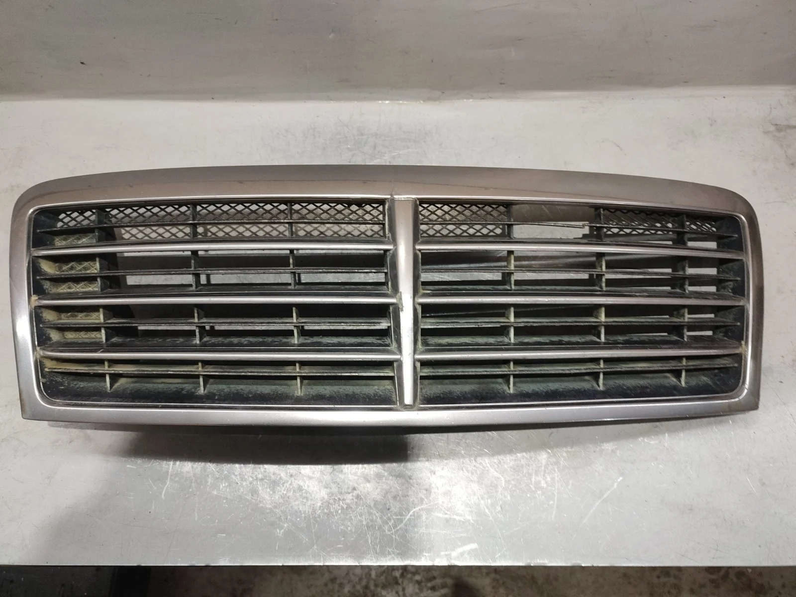 Решетка радиатора SsangYong Rexton 2009 Y250