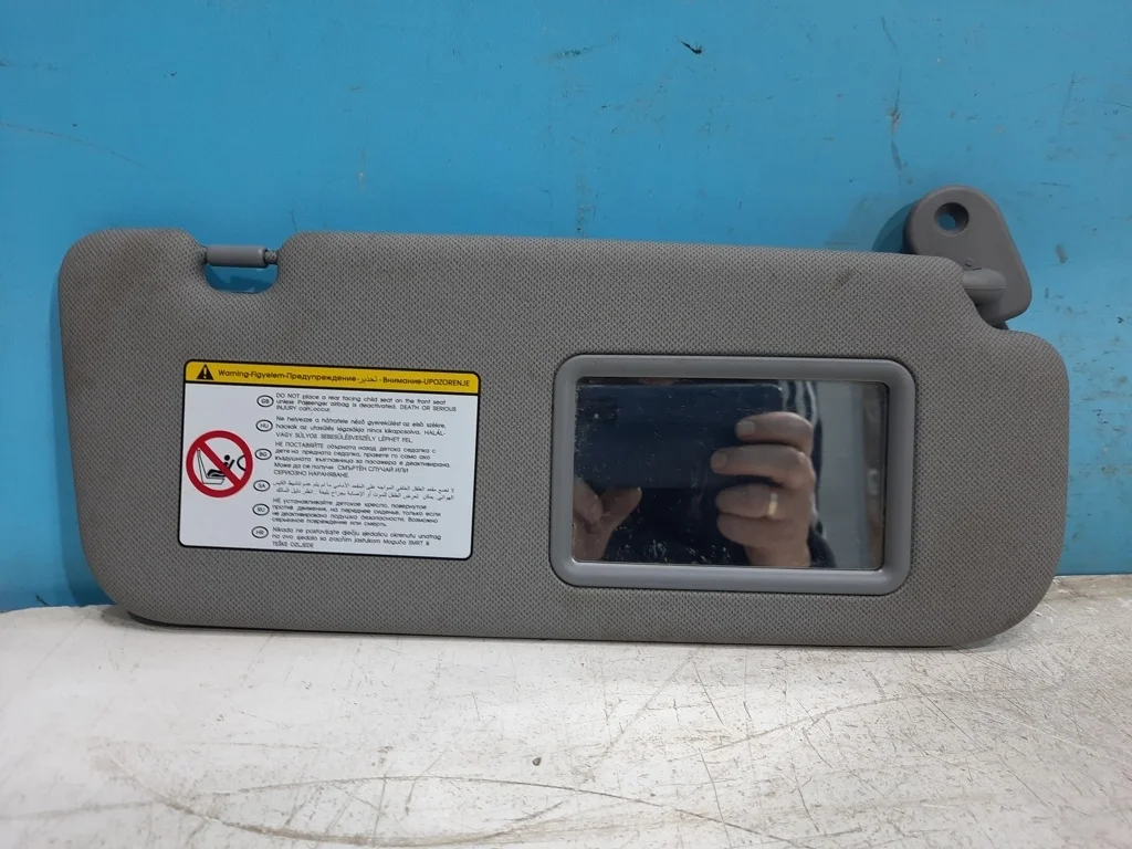 козырек солнцезащитный Hyundai Solaris 1 седан 2010-2014