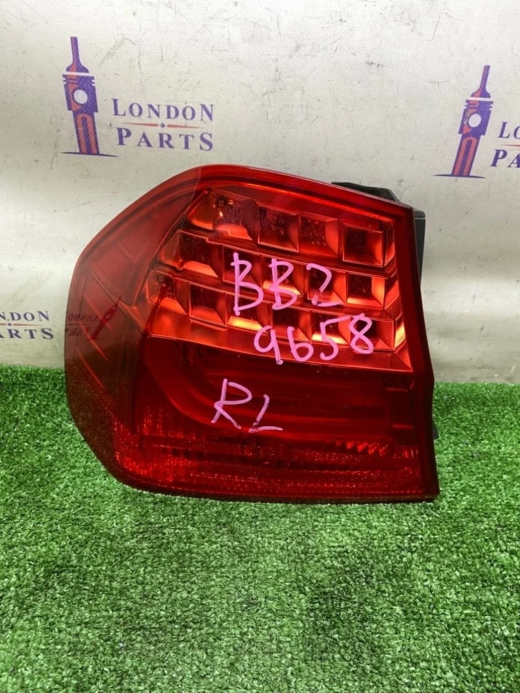 Фонарь BMW E90