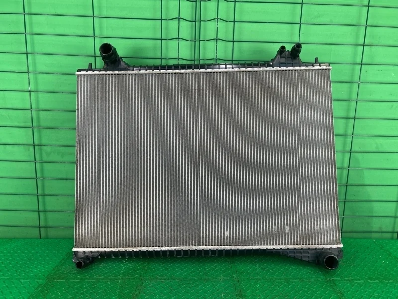 Радиатор охлаждения двигателя Land Rover Range Velar 28.01.2019 L560