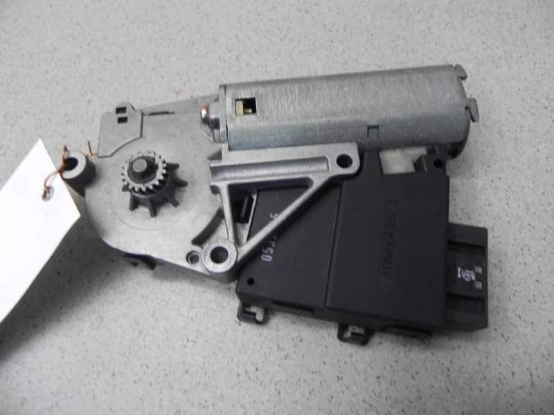 Мотор люка BMW 5-series E39