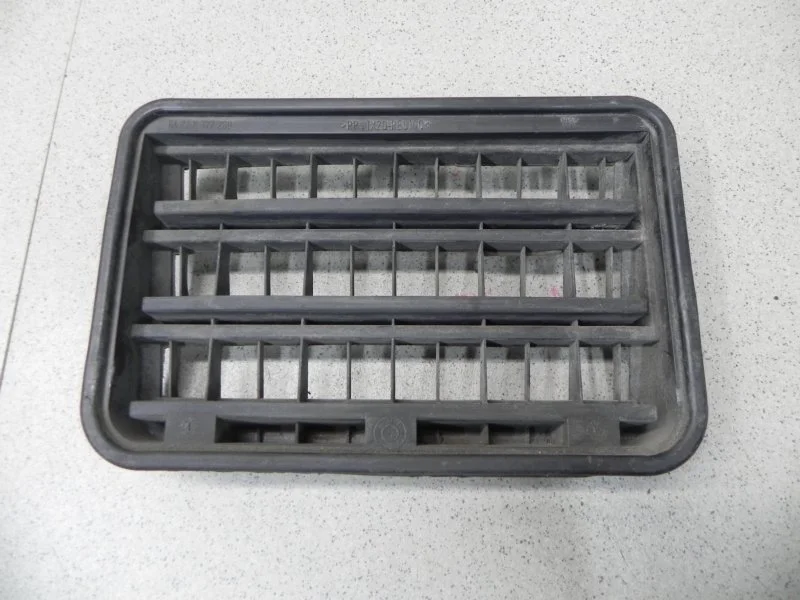 Решетка вентиляционная BMW 5-series E39