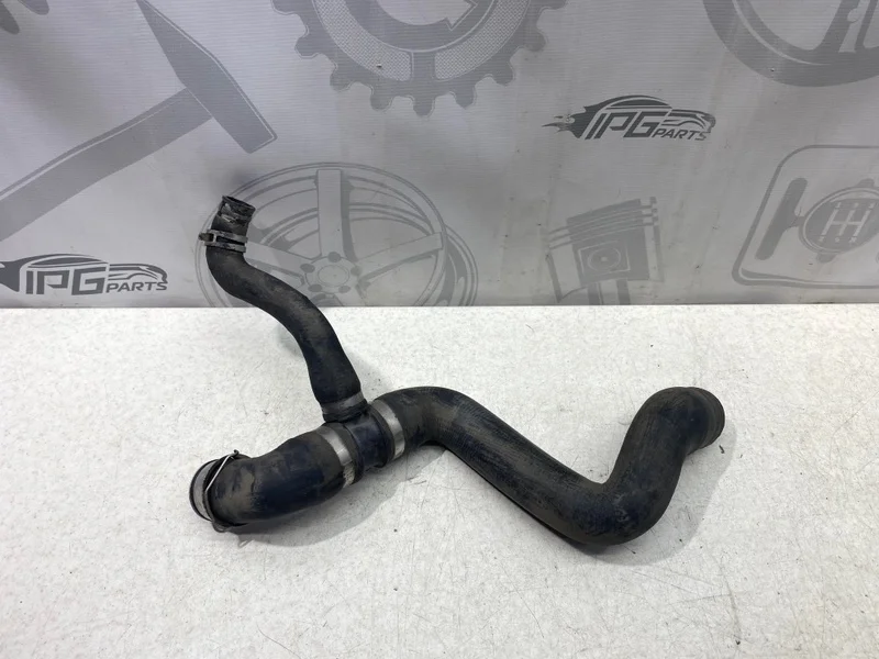 Патрубок ож Mercedes-benz 2009 W164