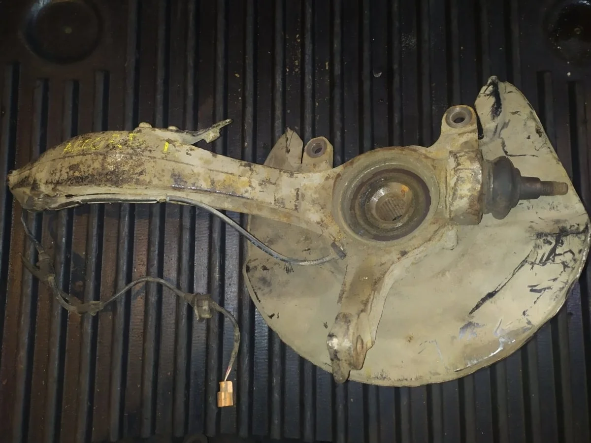 Цапфа (кулак поворотный) Honda Accord 2007