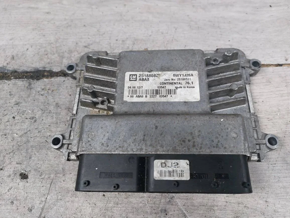 блок управления двигателем Chevrolet Cruze J300