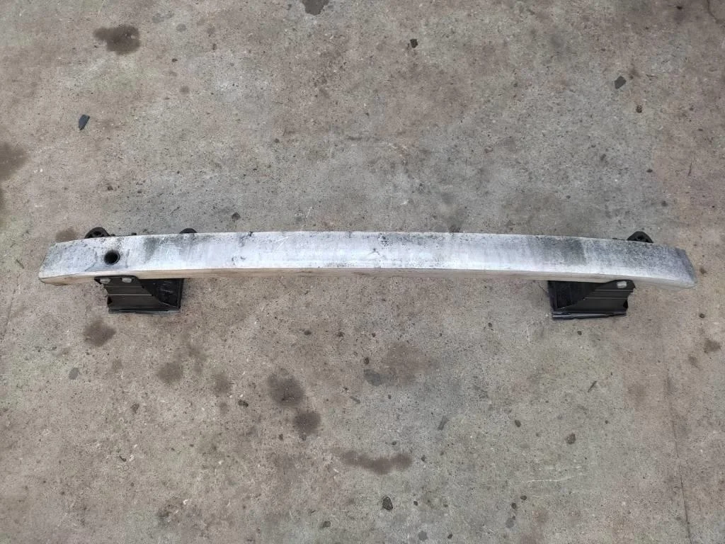 Усилитель заднего бампера Mercedes-Benz