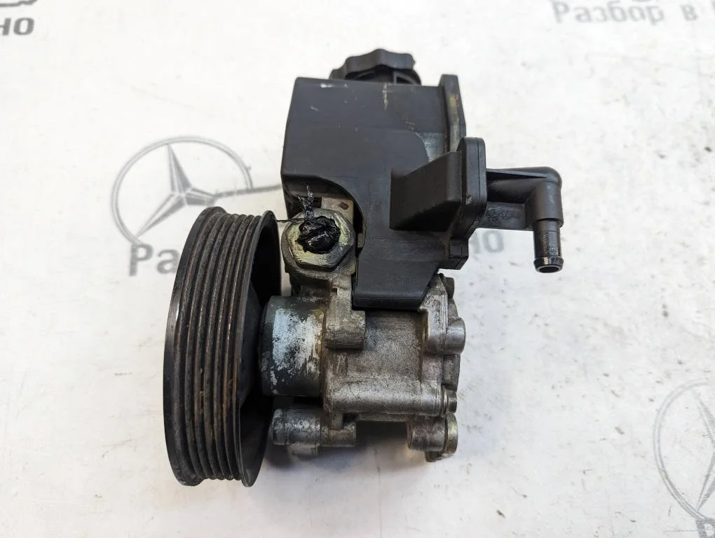 ГУР Mercedes-Benz