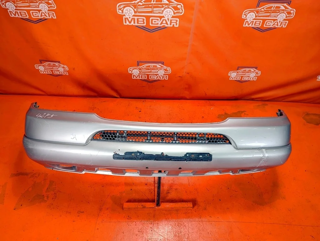 Бампер передний Mercedes-Benz