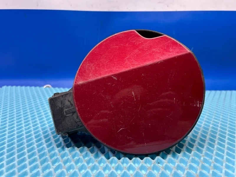 Лючок бензобака Peugeot 308 2012 1517F4 4A 1.6 EP6