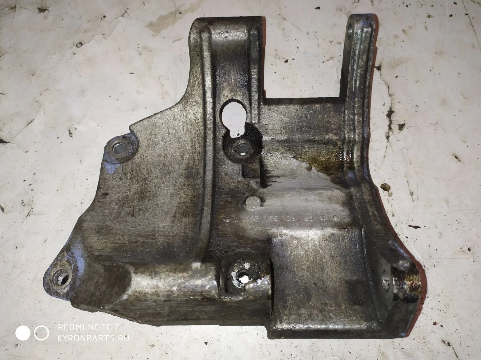 Кронштейн генератора Ssangyong Kyron
