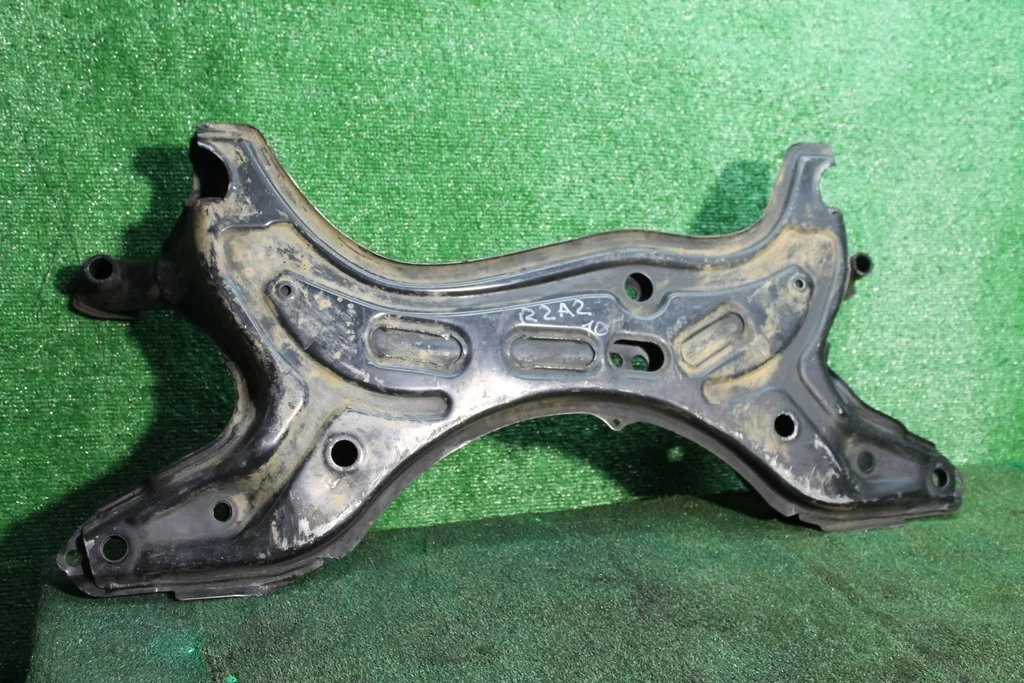 Б.у. балка под двс TOYOTA RAV4 ACA20 TOYOTA RAV4 ACA20 2.0 2003