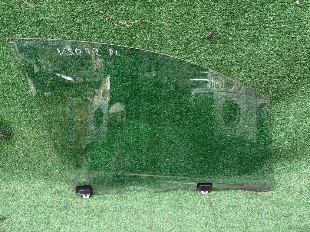 Б.у. стекло двери TOYOTA CAMRY V50 ASV50 TOYOTA CAMRY V50 ASV50 2.5 2014